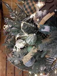 Sapin De Noel En Vert Sauge Realisation Manon Boisvert Pour Client Laferte Drummondville Mbstylismeetalage Com Sapin De Noel Noel Sapin