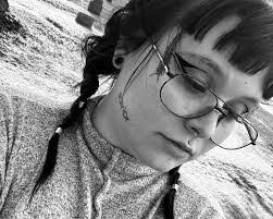 Jessica Marden's Instagram, Twitter & Facebook