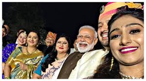 Pm Modi Makes Surprise Visit At Yeh Rishta Kya Kehlata Hai Mohena Kumari Singh S Wedding Reception View Pics News Nation English Shivangi joshi beautiful pics part 1 instagram cute pics preet kaur. pm modi makes surprise visit at yeh