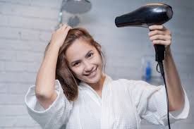 We love how easy this masterpiece is to whip and that is 100% natural and homemade. 7 Best Homemade Deep Conditioner For Every Hair Type Benefits Dos And Don Ts Luxury Beauty Club