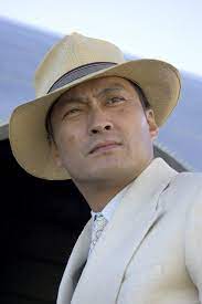 Ken Watanabe Ken You Tall Dark Handsome Japanese Guy Nobody Can Wear A Panama Hat The Way You Do Sigh Rw Memoirs Of A Geisha Geisha Beautiful Men