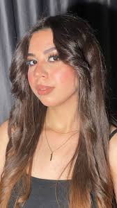 مطلوب موديل لتصوير هودي بشعرها ٣٠ قطعة هودي التصوير في وسط البلد