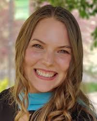 Kathryn Schuster's Instagram, Twitter & Facebook