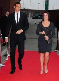Rio ferdinand gives a heartfelt speech after bafta win for documentary about wife who died of cancer. Tragic Last Days Of Rio Ferdinand S First Wife Rebecca And Her Brave Battle With Cancer Mirror Online
