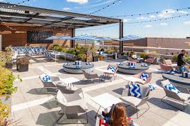 In 1936, welsh landscape architect ralph hancock designed the roof garden. Skylark Roof Garden Event Venue Hire London Tagvenue Com
