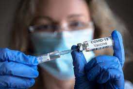 Reducen el riesgo de contraer el virus, sobre todo en sus formas más . Las Vacunas Covid 19 No Estan Contraindicadas En El Paciente Con Alergia El Medico Interactivo