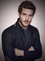 Kurzhaar Herren Frisuren Fur Kurze Haare Herren Frisuren Fur Kurze Haare Curly Hair Styles Brown Hair Men Short Hair Styles