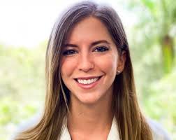 Caroline Rangel's Instagram, Twitter & Facebook