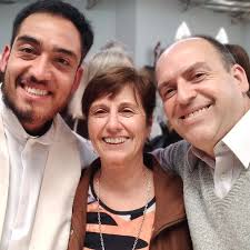 FELÍZ CUMPLEAÑOS PADRE KEVIN! En este día tan especial nos unimos en  oración para pedir a Dios y a la Virgen María, te sigan colmando de  bendiciones en tu camino pastoral. ¡FELICIDADES!🎉🎉🎉