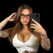 Valeria Alejandra - YouTube