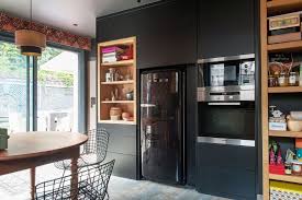 A Rennes Une Maison Renovee Entre Passe Et Present En 2020 Maison Agencement Interieur Meuble Cuisine
