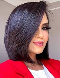 Blunt wavy bob with thinned bangs. Short Hair Cut Style 2020