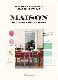 Sous Les Toits De Paris 9782081427457 Amazon Com Books Parisian Chic Parisian Apartment Parisian