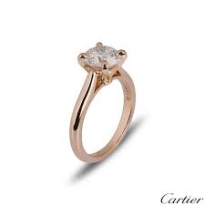 Cartier n'acceptera aucun retour si l'article présente des signes d'usure, s'il a été utilisé ou s'il n'est pas dans son état d'origine. Cartier Rose Gold Solitaire 1895 Diamond Ring 1 64 Carat Gia Certified At 1stdibs