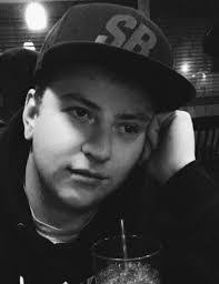 Zach Newell's Instagram, Twitter & Facebook