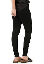 هذا فيزون، وليس بنطال داخلي ضيق وهو جزء من زيّك okay, they're leggings , not panty hose, and it's part of your costume. ØªØ³ÙˆÙ‚ ÙÙŠØ²ÙˆÙ† Ø¶ÙŠÙ‚ Ø¨Ø³Ø­Ø§Ø¨ Ù…Ø§Ø±ÙƒØ© Ø¬ÙŠÙ†Ø¬Ø± Ù„ÙˆÙ† Ø£Ø³ÙˆØ¯ ÙÙŠ Ø¯Ø¨ÙŠ ÙˆØ§Ø¨ÙˆØ¸Ø¨ÙŠ