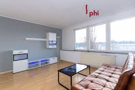 Ein wohnzimmer mit balkon und schönem praktisch unverbautem ausblick. Phi Aachen Aparte 2 Zimmer Wohnung Mit Stellplatz Im Freien In Aachen Immobilienmakler Aachen Immobilien Kaufen Haus Verkaufen