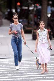 A chilly new york city one, but still. Katie Holmes Suri Cruise Pics Celebrity Kids Fashion Suri Cruise Katie Holmes Style