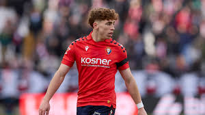 Quién es Víctor Muñoz, el extremo del Osasuna que quiere conquistar el Mundial: su edad, un chico «sencillo y currante» y su pareja