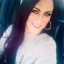 Aimee Thacker's Instagram, Twitter & Facebook