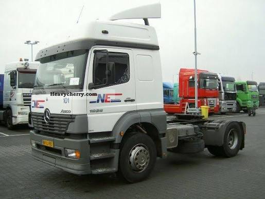 Mercedes Benz 1828LLNR-2004 Cab & Chassis Truck