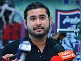 One day i will open my own health centre for the public to encourage everyone to exercise. 9 Highlights From Johor Crown Prince Tunku Ismail S Message For Malaysians Coconuts Kl
