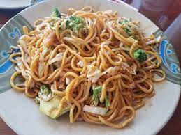 We decided to eat there which was an interesting twist as they serve you like you're in a sit down restaurant. Hong Kong Kitchen Chinese Restaurant In Madison In