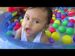 Mainan Anak Mandi Bola Kakak Dan Adik Asyik Bermain Air Kids Pool Fun Balls Hifzhiechanel Youtube