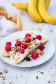 Banana Split Sante Noble Veggies Recette En 2020 Banana Split Bon Petit Dejeuner Desserts Classiques