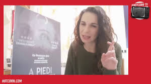 New videos new fotos cv updated. Emanuela Fanelli A Piedi Scarzi Il Mio Film Per Roma Hot Corn Youtube