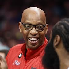 From Clippers to stardom: The Shai Gilgeous-Alexander story from Sam  Cassell's viewpoint