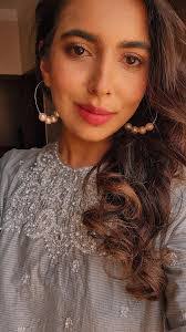 Fatima Shafi's Instagram, Twitter & Facebook