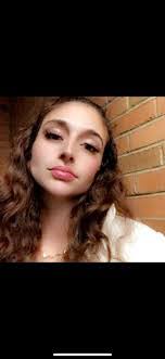 Samantha Ott's Instagram, Twitter & Facebook