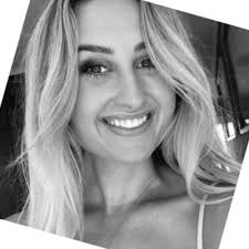 Today is bittersweet marking my last day at Robert Walters before I head  over to London. Joining RW over 2 years ago, I couldn't have predicted how  much I would learn, how