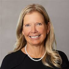 Patricia Cross's Instagram, Twitter & Facebook