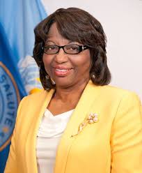 PAHO director wants increase in health workers