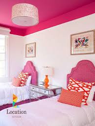 ديكورات غرف نوم أحدث الوان و تصميمات غرف نوم 2016 لوكشين ديزين نت Colored Ceiling Pink Headboard Bedroom Design