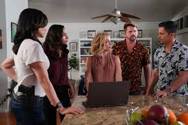 Here's hoping for more smooth sailing ahead. Magnum Reloaded Magnum P I Helps Five 0 Team Save One Of Their Own Honolulu Star Advertiser