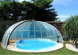 Swimming Pool In The Garden Swimming Pool Building Dome Mobiliario De Jardim Piscina Casas