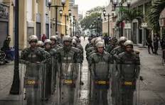 Venezuela: Chavismo reinforces police and military presence ...