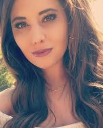 Leanne Dyson's Instagram, Twitter & Facebook