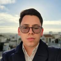 40+ perfiles de «Alan Rueda»