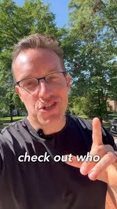 Yo guys check out who's still standing… And armed. With the same AR-15. A  reminder that you can just do things 🇺🇸