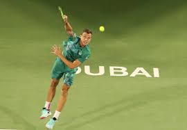 The two have played 3 matches with each other, in which borna coric is the winner, but the matches are always contested. Rendkivul Szoros Meccset Jatszott Fucsovics Federerrel