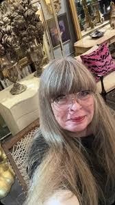 Heidi Abrahamson's Instagram, Twitter & Facebook