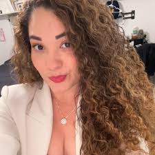 Entrepreneurs commonly make the mistake of thinking their family and  friends are going to support. This may be the case for some of you, but  it's not always the case. Many entrepreneurs