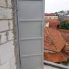 Desain pintu pagar besi minimalis. 1