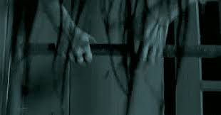 If you like the video please. Planet Horror Shutter 2004 Parkpoom Wongpoom Banjong