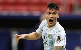 Jun 29, 2021 · entre ellos, entre correa, montiel, palacios, acuña, lautaro martínez y tantos otros, siempre está leo messi, un imán para sus compañeros, una misión casi imposible para los rivales. Lautaro Martinez 2021 Argentina Vs Colombia Live Lionel Messi Creates Lautaro How Much Does He Earn Sutrisinagarut