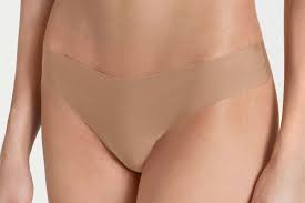 Her goal with camel no is not only to get rid of the frontal wedgie itself, but also to motivate women to wear everything in their closet and not have to otherwise, the underwear is made of a polyester and spandex blend. Best Seamless Underwear To Avoid Vpl 2018 The Strategist New York Magazine